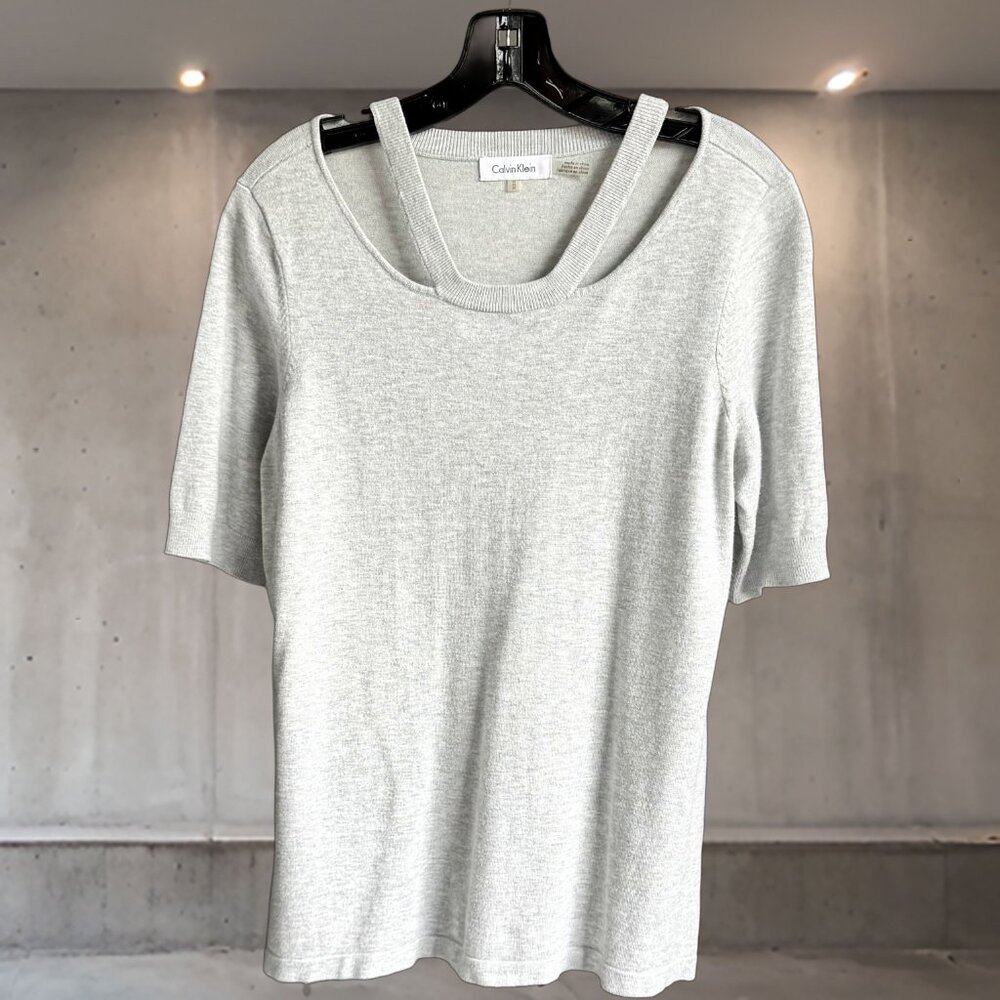 Calvin Klein Gray Knit Sweater Tee – Size Medium, Rayon Blend